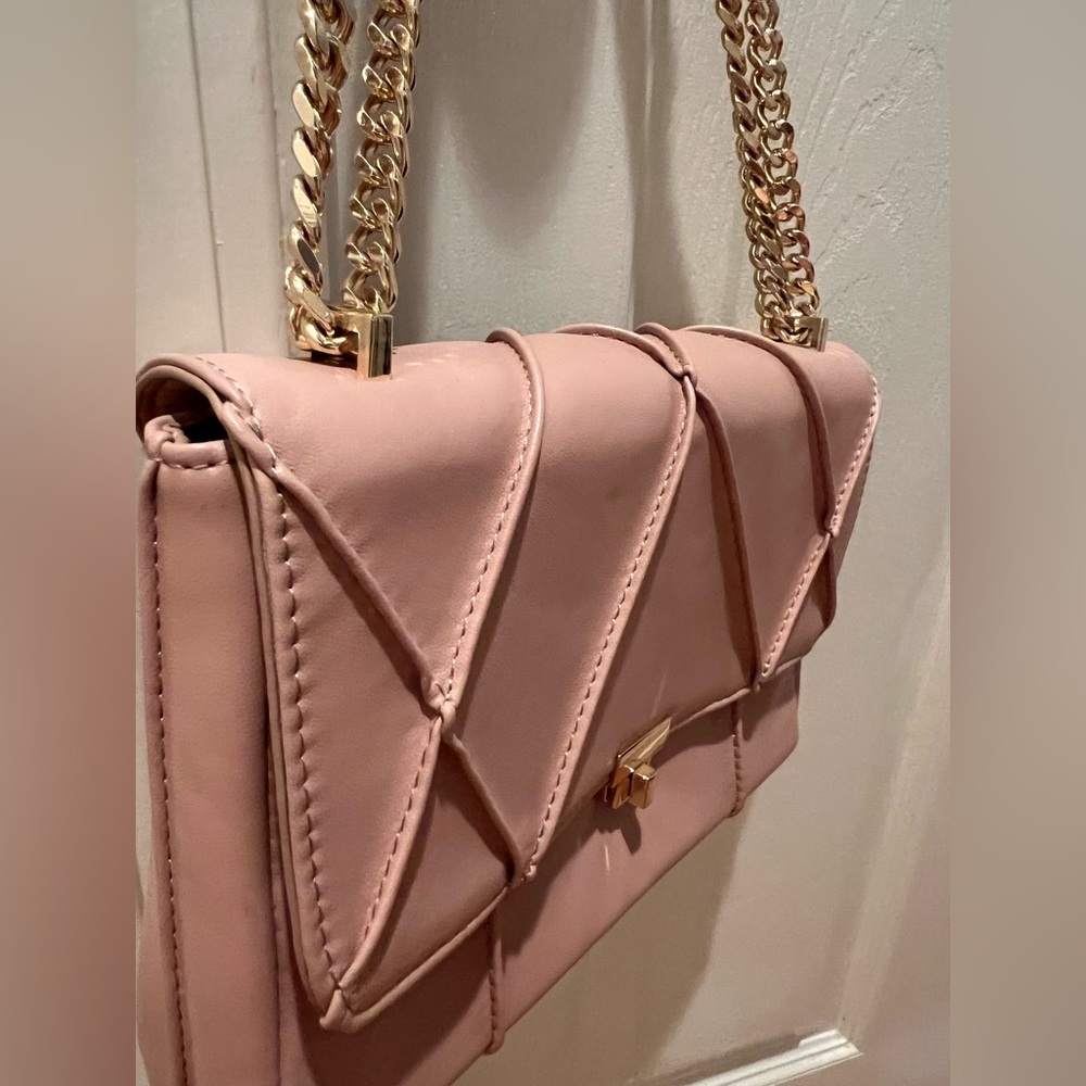 Zara pink/nude quilted clutch bag with gold chain straps